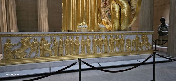The Parthenon by null
