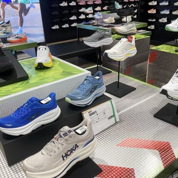 DICK'S Sporting Goods - Sports Wear Near Me - Orlando, Florida DICK'S Sporting Goods - Sports Wear Near Me - Orlando, Florida