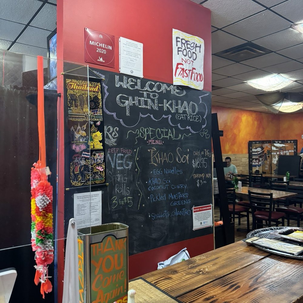 Ghin Khao Eat Rice - Thai Near Me - Chicago, Illinois Ghin Khao Eat Rice - Thai Near Me - Chicago, Illinois