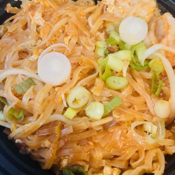 Thai Kit - Shrimp Pad Thai - Thai Near Me - Fairfield, Connecticut Thai Kit - Shrimp Pad Thai - Thai Near Me - Fairfield, Connecticut