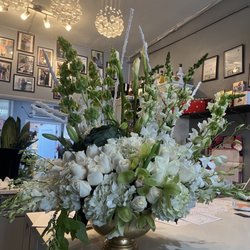 Abbey's Flower Garden - Diamonds for her by Luxury florist