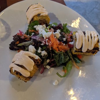 Restaurante El Blok - Grilled corn ensalada - Latin American Near Me - Vieques, Puerto Rico Restaurante El Blok - Grilled corn ensalada - Latin American Near Me - Vieques, Puerto Rico