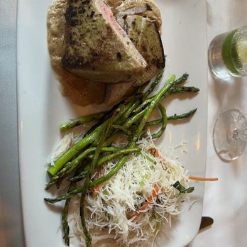 Blue Heron Restaurant - Wasabi crusted tuna with Thai noodle salad - New American Near Me - Sunderland, Massachusetts