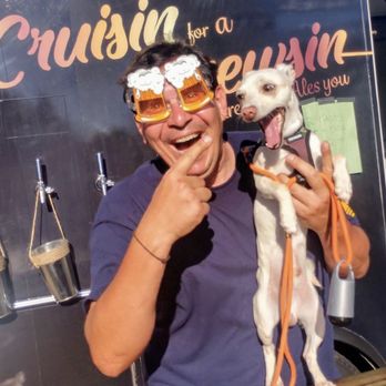 San Diego mobile bar - Beers and pups - Caterers Near Me San Diego mobile bar - Beers and pups - Caterers Near Me