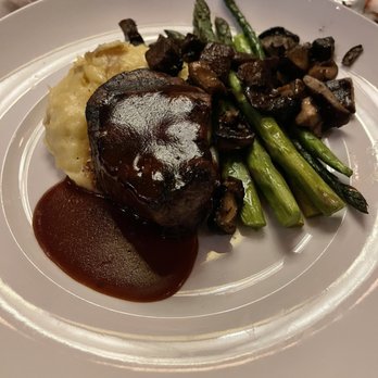 Seasons 52 - Wood - Grilled Filet Mignon - New American Near Me - Costa Mesa, California