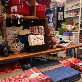 Pot & Pantry - a variety of red and white dishes - Kitchen Supplies Near Me - Ottawa, Ontario Pot & Pantry - a variety of red and white dishes - Kitchen Supplies Near Me - Ottawa, Ontario