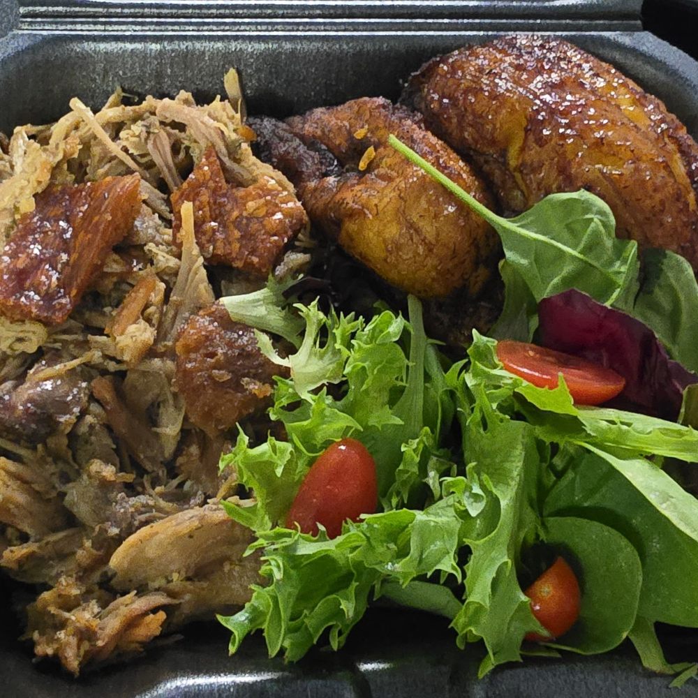 Que Delicia - Pernil with salad and fried Plantains (maduritos) - Puerto Rican Near Me - Fayetteville, Georgia