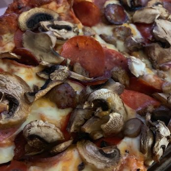 Round Table Pizza - Pizza Near Me - Lynnwood, Washington Round Table Pizza - Pizza Near Me - Lynnwood, Washington