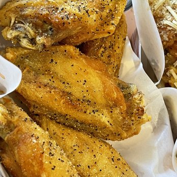 Fire Wings - Lemon pepper - Sandwiches Near Me - San Jose, California