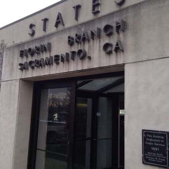 US Post Office - Entrance - Post Offices Near Me - Sacramento, California