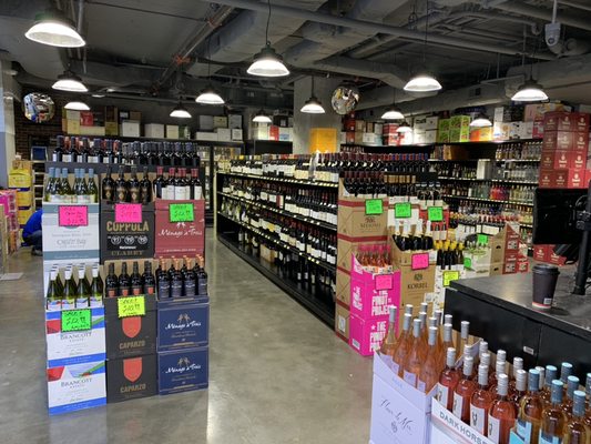 Amster Wine by null