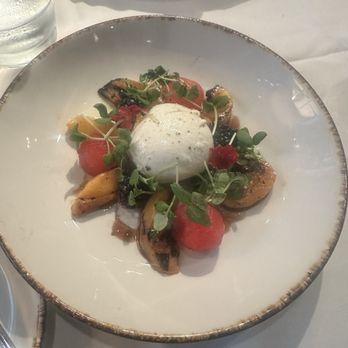 Old Ebbitt Grill - Grilled peaches and burrata - Bars Near Me - Washington, DC, District of Columbia