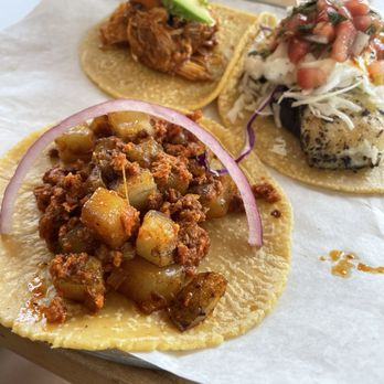 Guisados - Tinga de Pollo, Pescado, Papas con Chorizo - Seafood Near Me - Hermosa Beach, California Guisados - Tinga de Pollo, Pescado, Papas con Chorizo - Seafood Near Me - Hermosa Beach, California