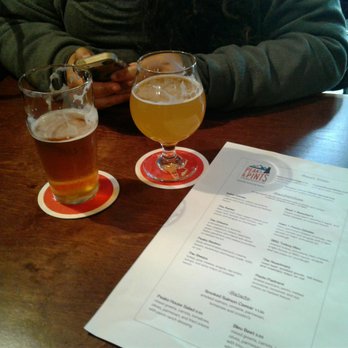 Peaks and Pints - Green Flash Passion Fruit Kicker and Oskar Blues Pinner Throwback IPA - Beer Bar Near Me - Tacoma, Washington