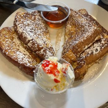 The Mimosa House - Regular Classic French Toast (butter on the side) - Breakfast & Brunch Near Me - Roseville, California The Mimosa House - Regular Classic French Toast (butter on the side) - Breakfast & Brunch Near Me - Roseville, California
