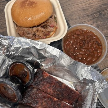 Willingham's World Champion BBQ - Pulled pork sandwich, St. Louis Pork Ribs, Baked Beans - Barbeque Near Me - Redondo Beach, California Willingham's World Champion BBQ - Pulled pork sandwich, St. Louis Pork Ribs, Baked Beans - Barbeque Near Me - Redondo Beach, California