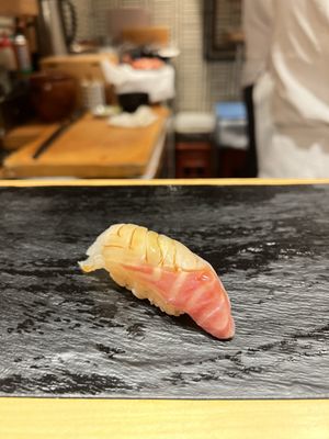 Manten Sushi Nihonbashi by null