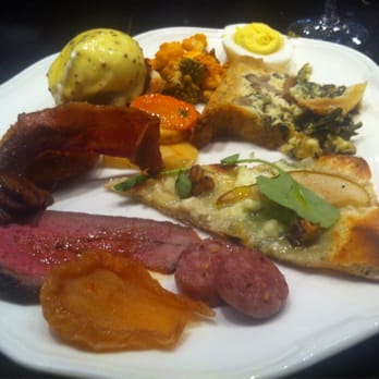 Brix - Sunday brunch: Oxtail Benedict, quiche, tritip, pizza and truffle deviled egg - New American Near Me - Napa, California Brix - Sunday brunch: Oxtail Benedict, quiche, tritip, pizza and truffle deviled egg - New American Near Me - Napa, California
