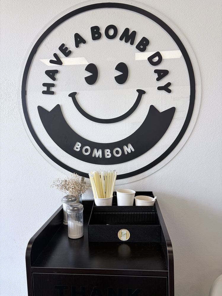 Bonita Donuts Logo