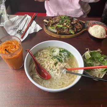 Sizzling Kitchen - NS7. Shredded Chicken Pho Thai Iced Tea White Rice Sizzling Teriyaki Beef Platter - Italian Near Me - Lowell, Massachusetts