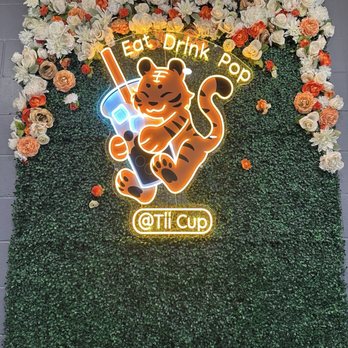 Tii Cup - Coffee & Tea Near Me - Brooklyn Park, Minnesota