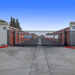Public Storage