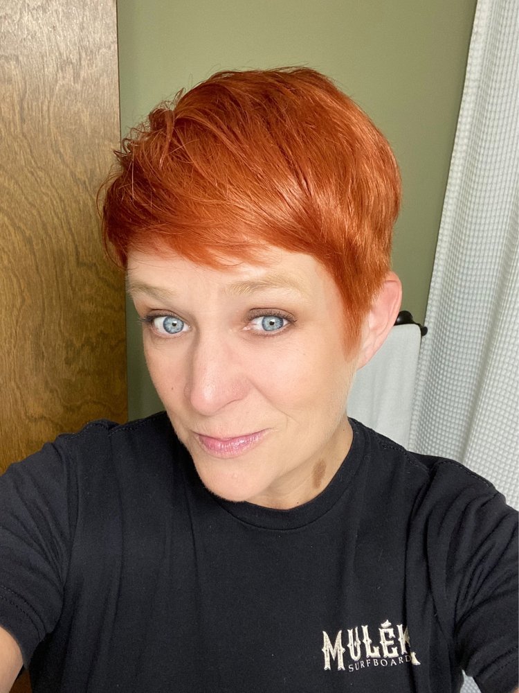 MINT HAIR STUDIO Updated October 2024 119 Photos & 53 Reviews 323