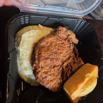 Dasha Barbour's - Pork chop, mashed potatoes and cornbread - Southern Near Me - Louisville, Kentucky Dasha Barbour's - Pork chop, mashed potatoes and cornbread - Southern Near Me - Louisville, Kentucky
