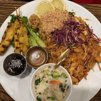 Nicky's Thai Kitchen - Pad Thai Tom Kha Combo - Thai Near Me - Pittsburgh, Pennsylvania
