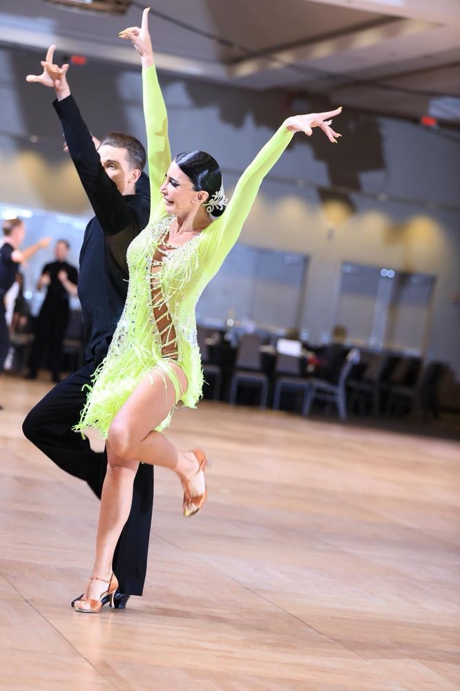 Fred Astaire Dance Studios Logo