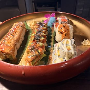 Bubblefish - Bubblefish Roll, crab onigiri, and I don't remember the other rolls. - Taiwanese Near Me - Philadelphia, Pennsylvania Bubblefish - Bubblefish Roll, crab onigiri, and I don't remember the other rolls. - Taiwanese Near Me - Philadelphia, Pennsylvania