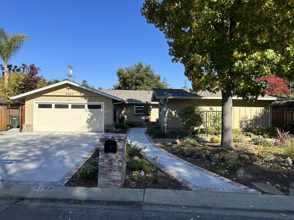 Slide of Complete Roofing & Construction