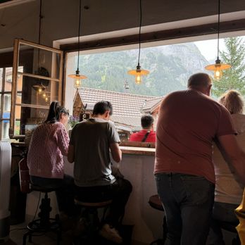 EigerBean The Coffee Roastery - Seating bar - Coffee & Tea Near Me - Grindelwald, BE EigerBean The Coffee Roastery - Seating bar - Coffee & Tea Near Me - Grindelwald, BE