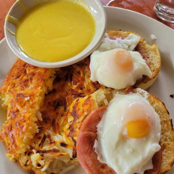 Drake Diner - EGGS BENEDICT  w/ham. HOLINDAY sauce on side - Diners Near Me - Des Moines, Iowa