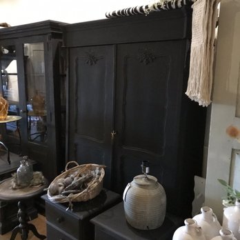 Von de la Mar Maison & Style - Furniture Stores Near Me - Haarlem, New Hampshire