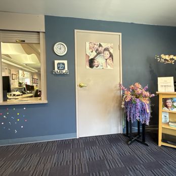 Tara Nakjiri, DDS - Lobby. Peaceful waiting. - General Dentistry Near Me - Beverly Hills, California Tara Nakjiri, DDS - Lobby. Peaceful waiting. - General Dentistry Near Me - Beverly Hills, California