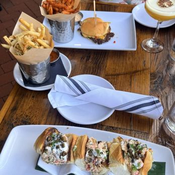 Finney's Crafthouse - Cocktail Bars Near Me - Santa Barbara, California