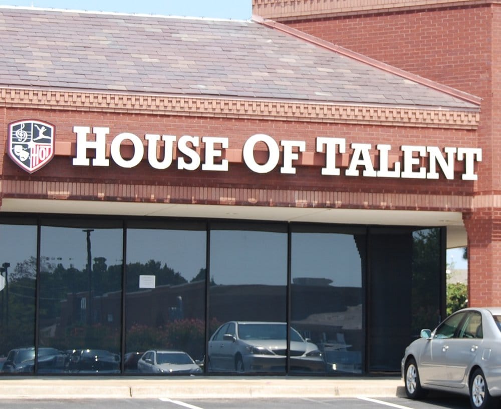 THE HOUSE OF TALENT 714 N Germantown Pkwy, Memphis, Tennessee