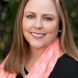 Bamh - Linnea Butler, LMFT
Trauma Therapy
Ketamine Assisted Psychotherapy
DBT
Somatic Psychology
Training for Therapists