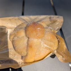 Mad Vegan Collective - Pan de muerto