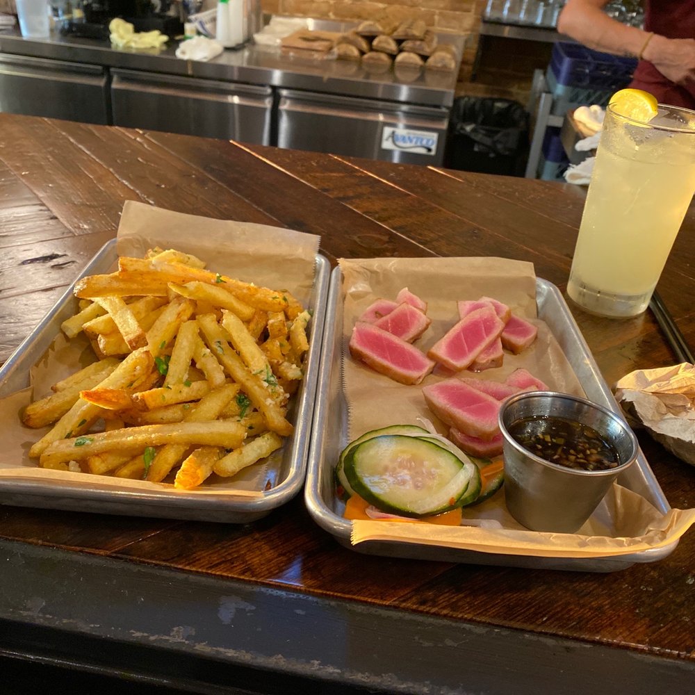 Rapp's Barren Brewing Company - Ahi tuna parmfriws and margarita - Gastropubs Near Me - Mountain Home, Arkansas Rapp's Barren Brewing Company - Ahi tuna parmfriws and margarita - Gastropubs Near Me - Mountain Home, Arkansas