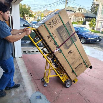 Neostart - Loading the truck. Using the dolly. - Movers Near Me - Hayward, California Neostart - Loading the truck. Using the dolly. - Movers Near Me - Hayward, California