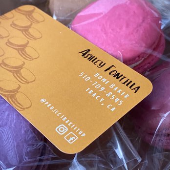 Bake it Up - Business card - Cupcakes Near Me