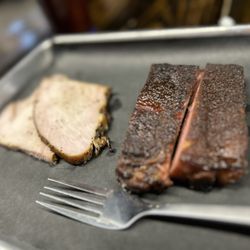 Desert Oak Barbecue - Loved the ribs & smoked turkey!!