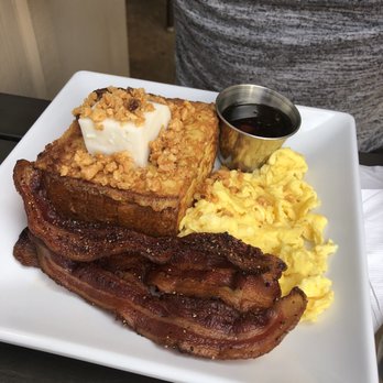 Anuenue Cafe - The toe in - Cafes Near Me - Koloa, Hawaii