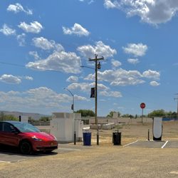Tesla Supercharger - Great addition ... best on 80 in NV
