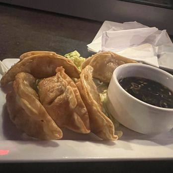 Moira Sushi Bar & Kitchen - Sushi Bars Near Me - Phoenix, Arizona