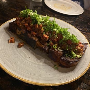 XO Restaurant - Asian Fusion Near Me - Honolulu, Hawaii