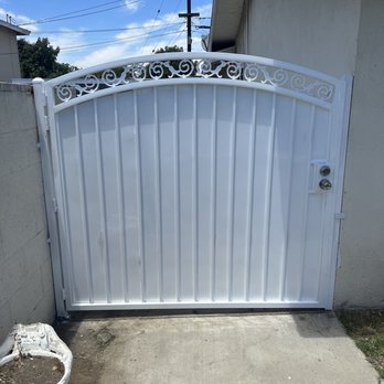 LANGO Welding - New gate. Better privacy. - Metal Fabricators Near Me