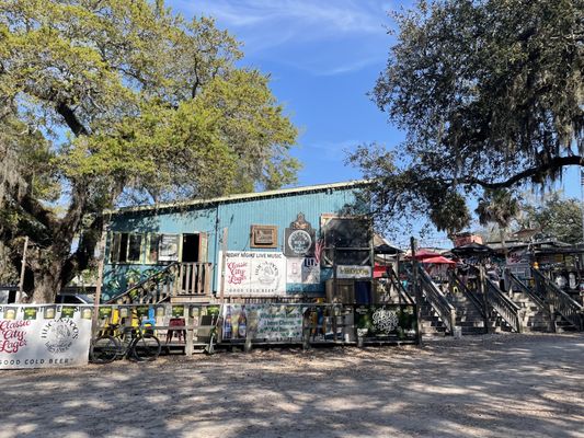 Huc-A-Poos Bites and Booze by null